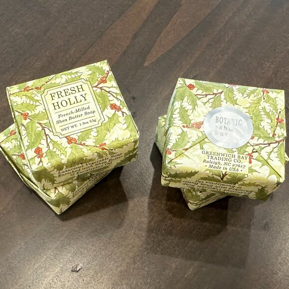 NWT Greenwich Bay Trading Co. - Set of 4 Fresh Holly Shea Butter 1.90 oz Soaps - Picture 3 of 3